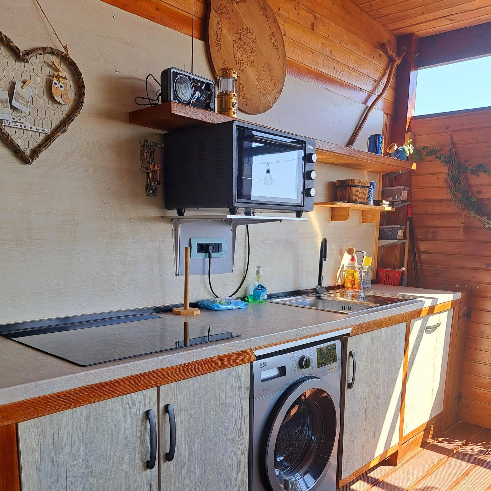 הוילה אומיס Bella Vista With Jacuzzi 1 מראה חיצוני תמונה
